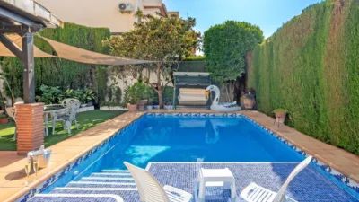 Chalet on Juan Loxa Street photo 3