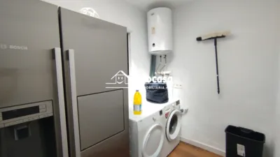 Casa adosada en alquiler en Calle de Severo Ochoa, Vista Azul-Consolación (Distrito Zona Centro. Dos Hermanas) de 950 €<span>/mes</span>
