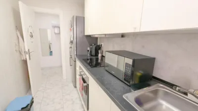 Apartment on Carrer de Viladecans photo 12