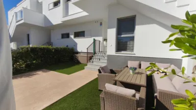 Pis – Orihuela, Laguna Green 2, Entrenaranjos - Més
