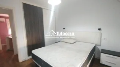 Casa adosada en alquiler en Calle de Severo Ochoa, Vista Azul-Consolación (Distrito Zona Centro. Dos Hermanas) de 950 €<span>/mes</span>