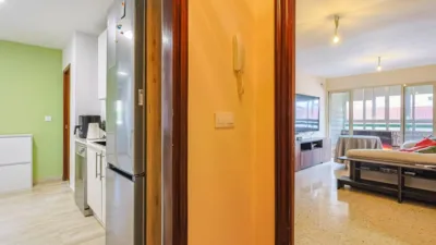 Apartment on Pintor Carlos Santiestebn Street photo 10