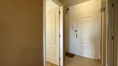 Apartment in Calle del Valle Menéndez, 1 photo 8