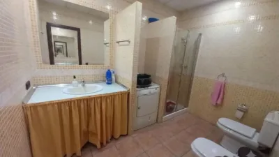 Semi-detached house on Calle de la Virgen de la Merced photo 19