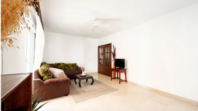 Flat on Calle de José Bergamín photo 3