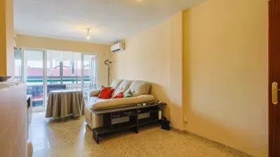 Apartment on Pintor Carlos Santiestebn Street photo 3