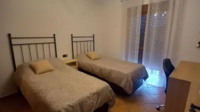 Semi-detached house on Calle de la Virgen de la Merced photo 13