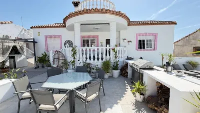 Casa – San Miguel de Salinas - Vista 2