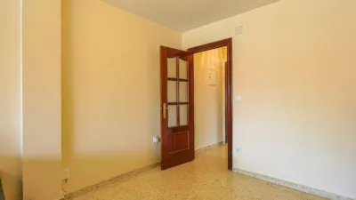 Apartment on Pintor Carlos Santiestebn Street photo 37