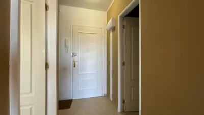 Apartment in Calle del Valle Menéndez, 1 photo 6