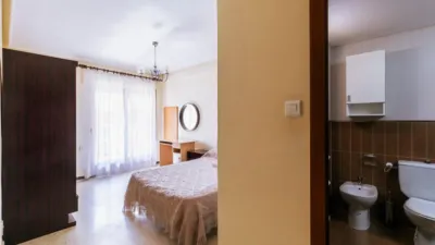 Piso en venta en Paseo de Ramón y Cajal, 22, cerca de Calle de José María Lacasa, Santo Domingo y San Martín (Huesca Capital) de 239.000 €