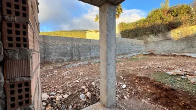 Semi-detached house on Calle Ur El Puntal - E-2 photo 40