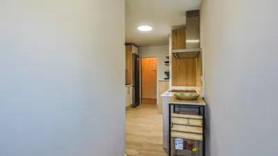 Apartment on Pintor Carlos Santiestebn Street photo 14