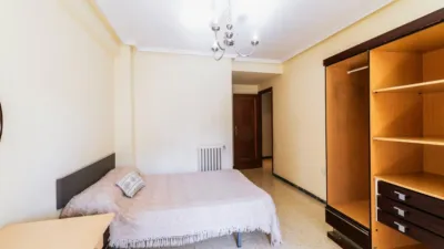 Piso en venta en Paseo de Ramón y Cajal, 22, cerca de Calle de José María Lacasa, Santo Domingo y San Martín (Huesca Capital) de 239.000 €