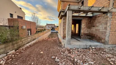 Semi-detached house on Calle Ur El Puntal - E-2 photo 50