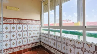 Apartment on Pintor Carlos Santiestebn Street photo 38