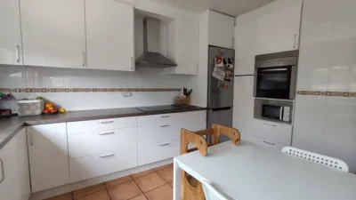 Terraced house on Calle Cascalleira photo 8