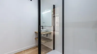 Flat on Carrer de l'Abat Escarré photo 31