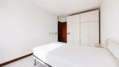 Apartment on Carrer de Josep Coroleu photo 12