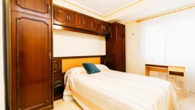 Piso en venta en Paseo de Ramón y Cajal, 22, cerca de Calle de José María Lacasa, Santo Domingo y San Martín (Huesca Capital) de 239.000 €