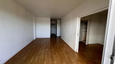 Apartment on Carrer del Ferrocarril photo 7