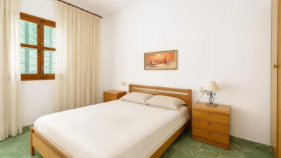 Ground floor apartment on Carrer de Joan Estelrich, Artigues photo 7