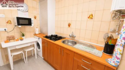 Pis – Benidorm, Pla de Maravall, la Marina Baixa - Més