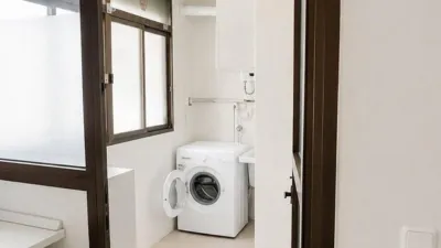 Apartment on Carrer de Joan Muntaner i Bujosa photo 13