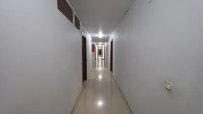 Apartment in Bus Station photo 3