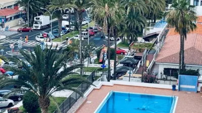 Apartment on Avenida Santiago Puig photo 6