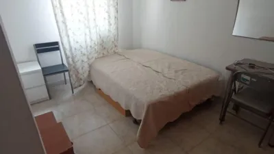 Apartment on Calle de Santa Teresa de Jesús photo 8