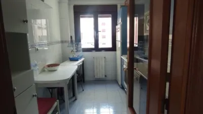 Apartment on Francisco Tomás y Valiente Street photo 6