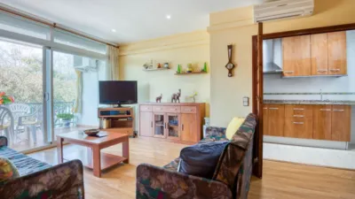 Apartment in Platja Llarga photo 5