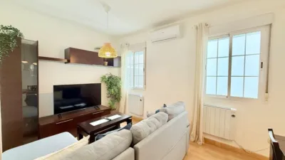 Apartment on Calle del Amparo photo 4