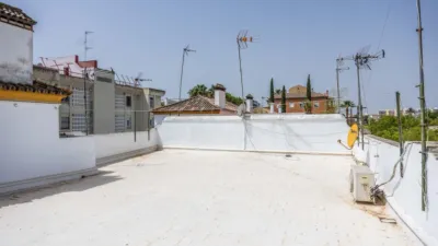 Flat on Rafael Salgado Street photo 23