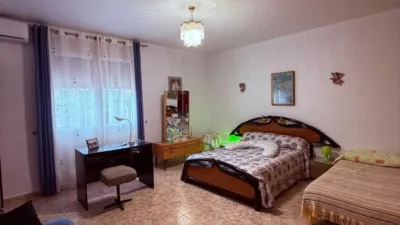 House in 03330 photo 37