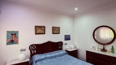 House in 03330 photo 13