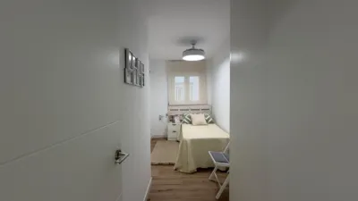Pis – Torrevieja, Urbanización Rocío del Mar, Urbanización Punta Prima - Més