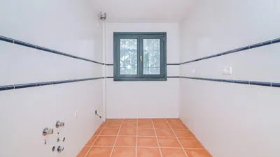 Piso en La Zubia photo 2