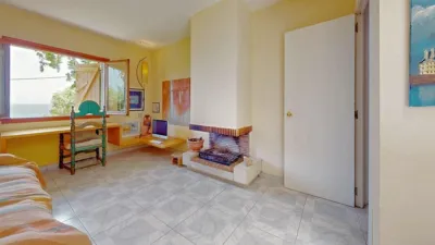Townhouse in Els Munts photo 24