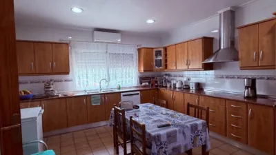 House in 03330 photo 22