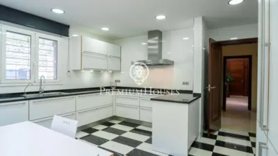 House in L'aragai photo 29