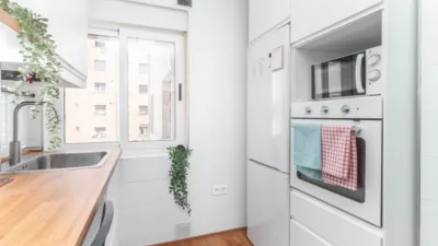 Flat on Calle Ramón Clavería, 36 photo 21