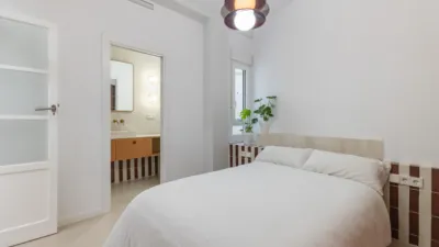 Apartment on Calle de Calixto III photo 11