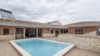 Chalet on Calle de la Virgen photo 2