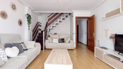 Duplex on Calle Las Reigadas photo 3