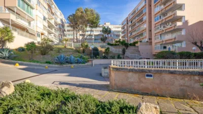 Apartment on Carrer de la Gran Via photo 5