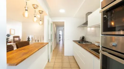 Apartment on Carrer de la Gran Via photo 16