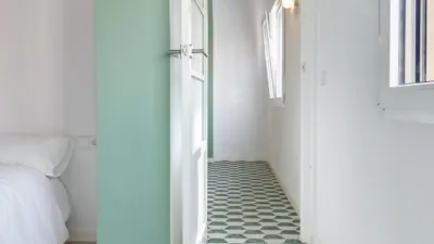 Apartment on Calle de Calixto III photo 42