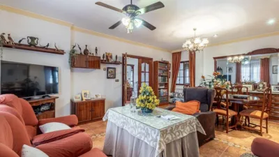 Chalet on Calle de la Virgen photo 5